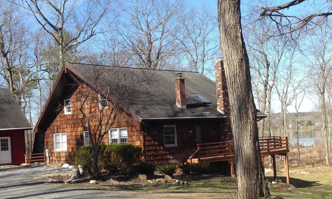 Rotterdam Junction House | Upstate New York Lake House