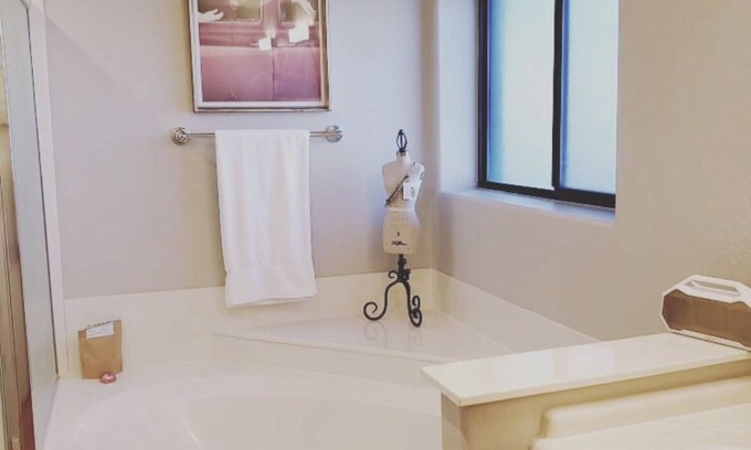 Encanto Condo | Uptown Phoenix Condo