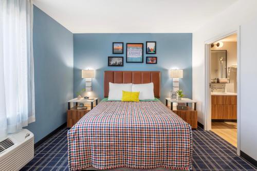 Heritage Hills Hotel | Uptown Suites Extended Stay Austin TX - Downtown