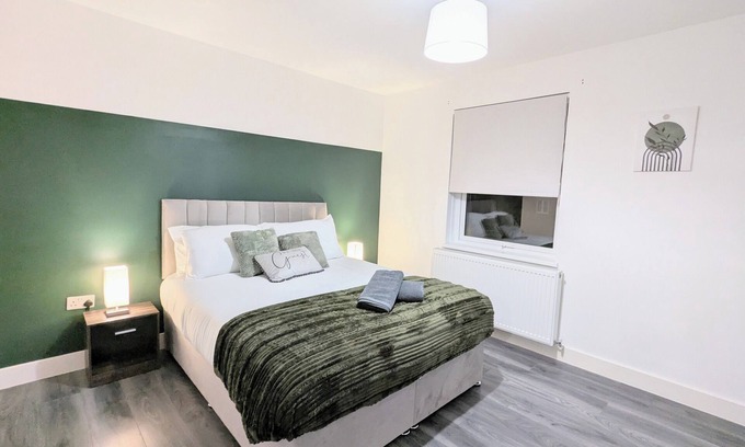 Colchester Apartment | Urban Ease - CO4