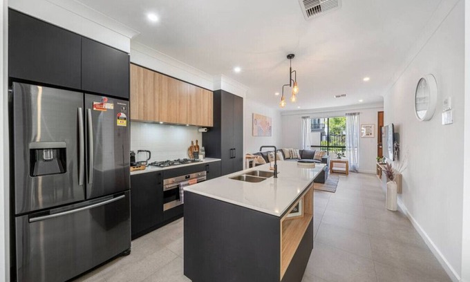 Bowden House | Urban Soul @ Bowden - CBD Parkland