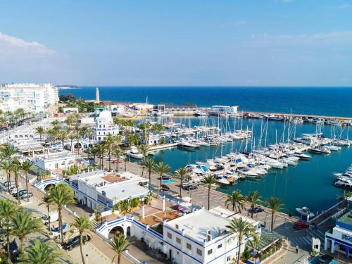Estepona Apartment | urbanización puerto paraiso