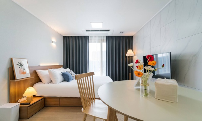 Yeon-dong Apartment | Urbanstay Jeju Airport