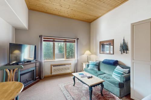 Mountain House Hotel | Gateway 5059