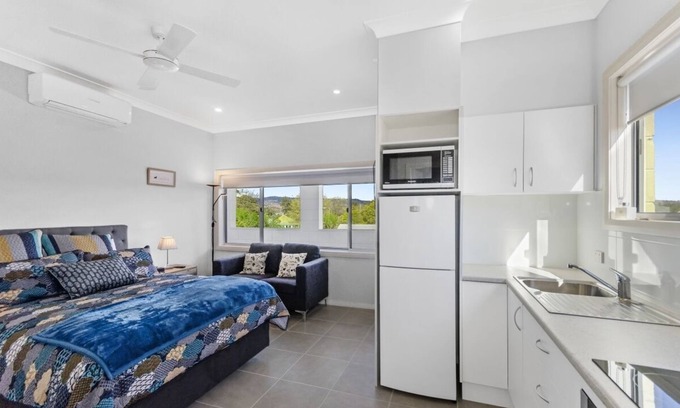 Coolah Apartment | V Coolah Short Stays - Valley View Apartment
