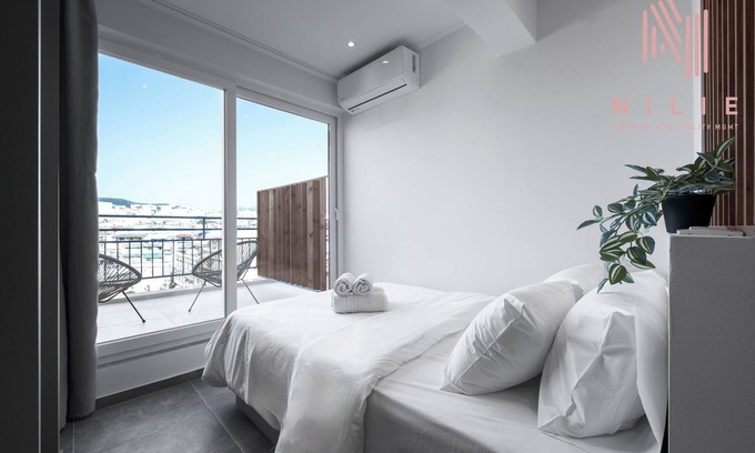 Vardaris Apartment | V1 Boutique Residences, Nilie Hospitality MGMT