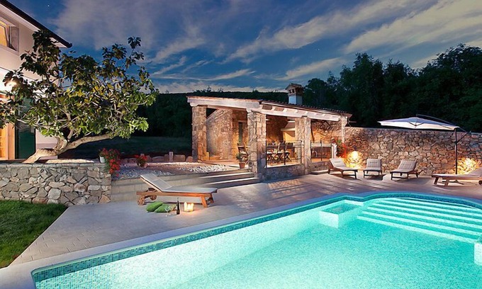 Stanisovi House | Vacation home Bea by Interhome