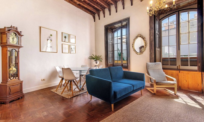 Vegueta House | Vacation Home 'Apto Pepita - Casa San Marcial' with Shared Terrace and Wi-Fi