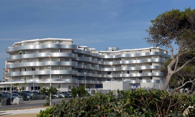 Le Barcares Condo | Vacances en bord de mer en France | Accès Plage