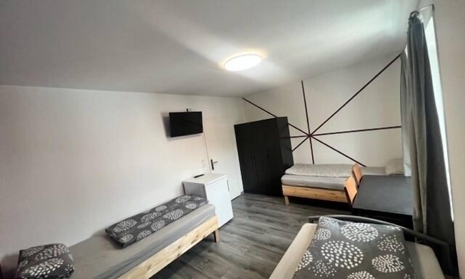 Fuerth Apartment | Vacation apartment/apartment for 20 guests with 200m² in Fürth (266037)