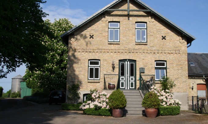 Schleswig-Flensburg District Apartment | Vacation apartment/apartment for 2 guests with 70m² in Hüsby (93698)
