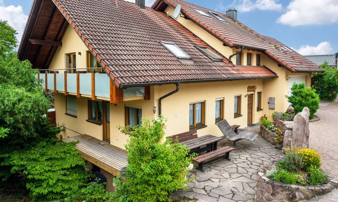 Kappelrodeck Apartment | Vacation apartment, 75 sqm with 2 bedrooms for max. 3 persons