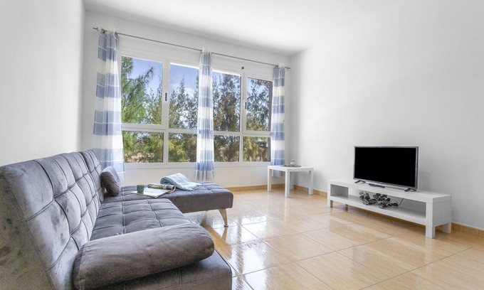 Puerto Lajas Apartment | Vacation Apartment 'Somar' with Mountain View, Private Terrace and Wi-Fi