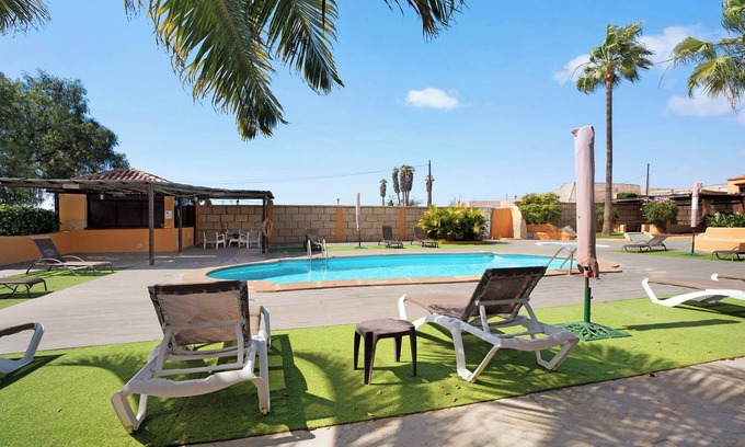 Las Galletas Apartment | Vacation Apartment 'Finca La Bonita Ap P1' with Shared Pool, Shared Terrace and Wi-Fi