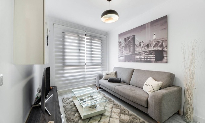 San Cristobal de La Laguna Apartment | Vacation Apartment 'Laguna Confort' with Wi-Fi