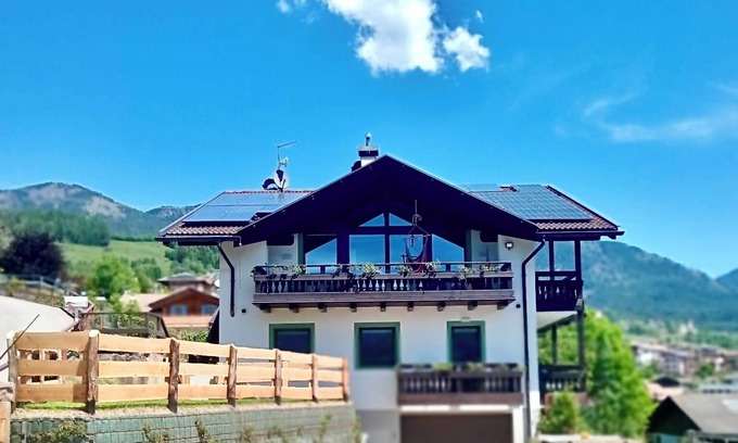 Carano Apartment | Vacation Apartment Pozza Appartamenti SO with Mountain View, Wi-Fi & Garden