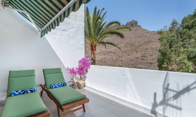 Mogan Apartment | Vacation 'Danoe 5' with Mountain View, Private Terrace and Wi-Fi