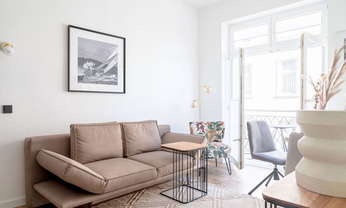 Warnemuende Apartment | Vacation directly on the historic Alter Strom