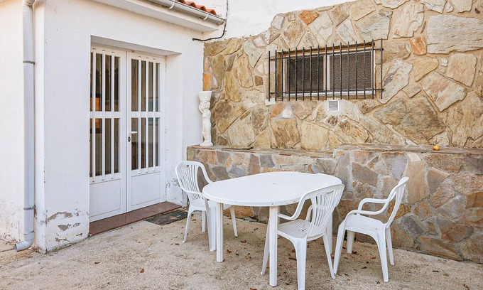 Quintana del Castillo House | Vacation in Spain ? A cozy house in the beautiful nature for your family vacation.
