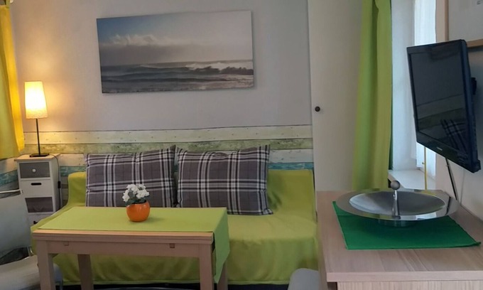 Zingst House | Vacation home for 2 guests with 18m² in Ostseeheilbad Zingst (117920)