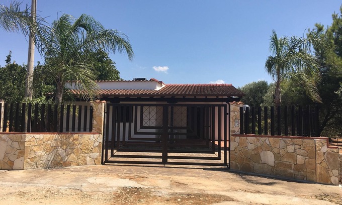 Galatone Villa | Vacation home carpignana