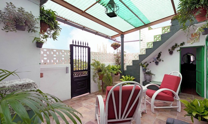 Sauzal House | Vacation Home 'Casa Haba' with Sea View, Terrace & Wi-Fi