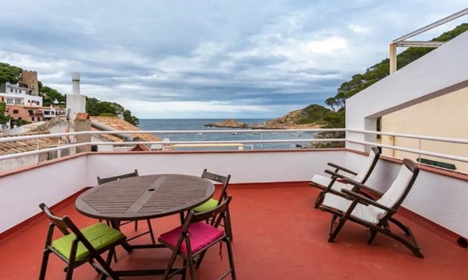 Sa Tuna House | Vacation Home “Casa La Malva” on the Beach with Sea View, Mountain View, Wi-Fi & Terrace; Parking Available