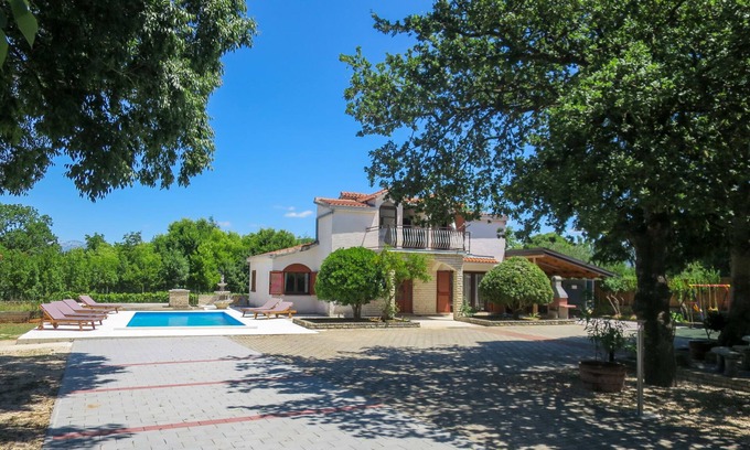 Pridraga House | Vacation home Čulina by Interhome
