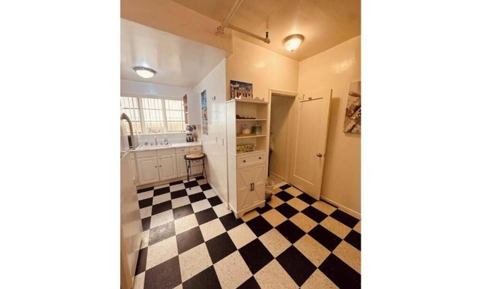 Downtown Apartment | Vacation home Entire Studio in Santa Monica beach