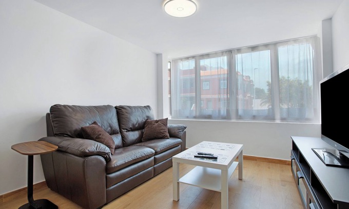 Cruce de Arinaga House | Vacation Home 'Villa Milena' with Sea View, Private Terrace and Wi-Fi