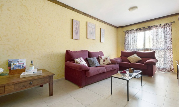 El Guincho House | Vacation Home "Apartamento Vistas de Icod" with Mountain View, Sea View & WiFi