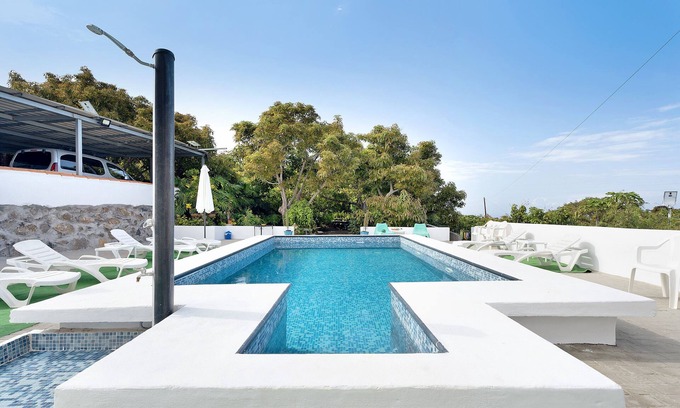 Tijarafe Apartment | Vacation Home "Punta del Sol" with Shared Pool, Balcony & Wi-Fi