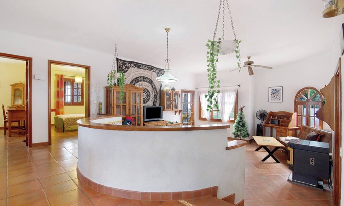 Ingenio Villa | Vacation Home 'Finca Palmeras' with Sea & Mountain View, Private Pool and Wi-Fi