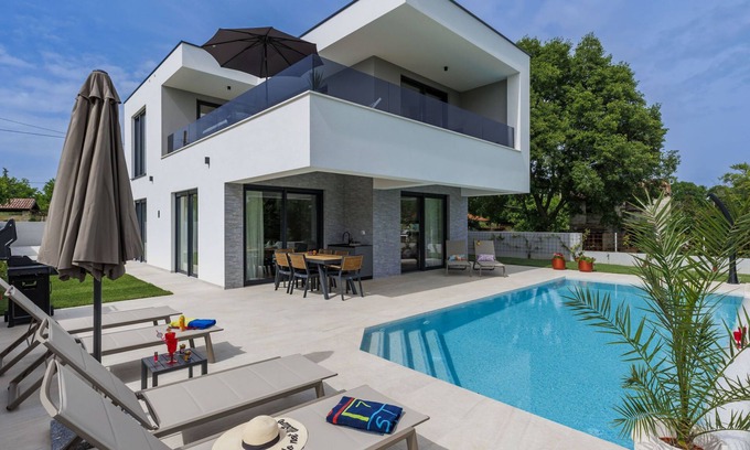 Hreljici House | Vacation home Gorica by Interhome
