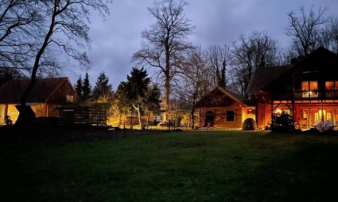 Friesack House | Vacation home Gut Briesen, Naturpark Westhavelland, only 1 double room, max 3 pers.