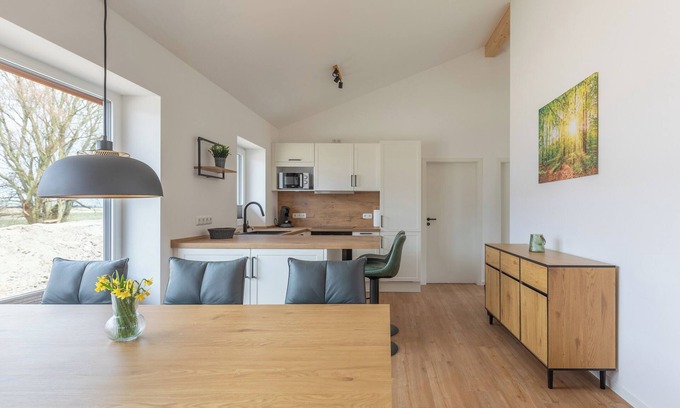 Kating House | Vacation home "Huus Uul" in Kating for up to 6 people