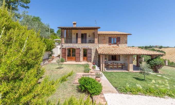 Gualdo Cattaneo House | Vacation Home in Todi with 4 bedrooms sleeps 8