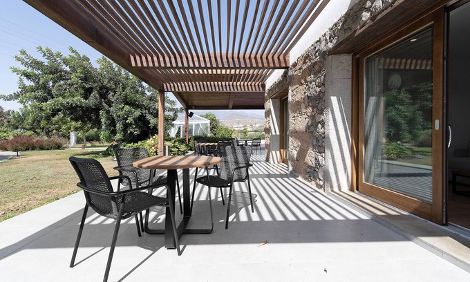 Telde House | Vacation Home 'Iris - Finca La Suerte Grande' with Mountain View and Wi-Fi