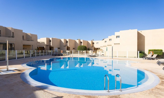 Granadilla de Abona House | Vacation Home "La Tejita Beach House" with Mountain View, Shared Pool & Wi-Fi