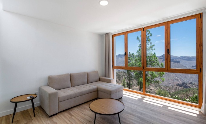 Artenara House | Vacation Home 'Los Mojones' with Mountain View, Wi-Fi and Air Conditioning