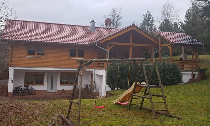 Ludwigswinkel House | Vacation home "Merlin" in the Palatinate Forest consisting of 2 separate residential units