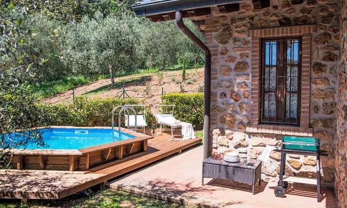 La Pesta House | Vacation home Olivo by Interhome