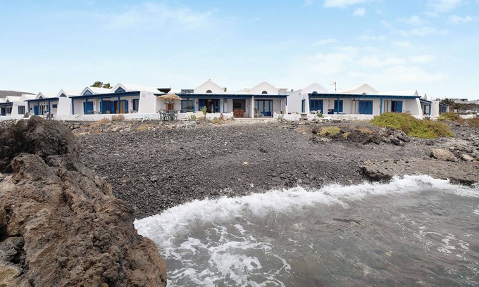 Punta Mujeres House | Vacation Home Punta Marea near the Beach with Sea View, Wi-Fi & Terrace