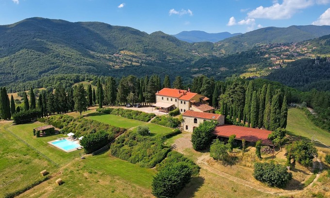 Bouvet Island House | Vacation home surrounded by nature, secluded location, private pool, barbecue, pet-friendly.