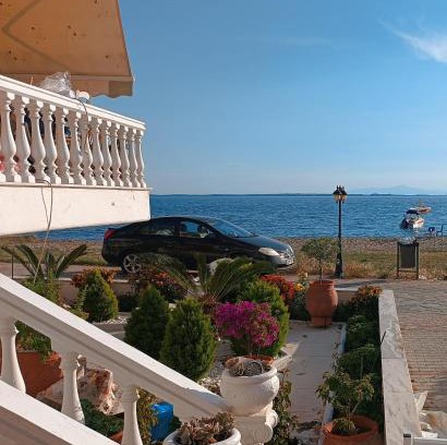 Gerakini House | Vacation House Rental 20m From the Beach