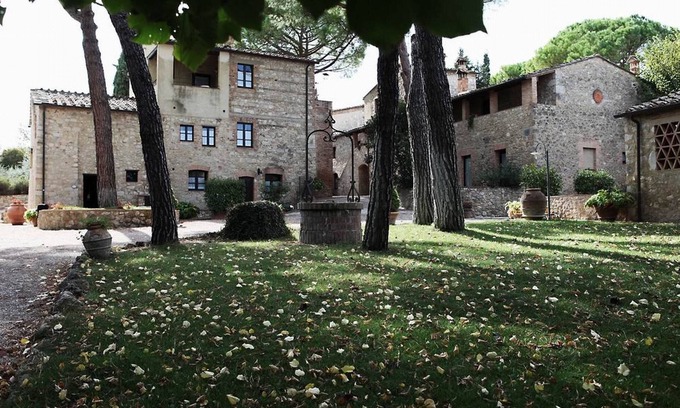 Colle di Val d'Elsa Apartment | Vacation in a former monastery from the 14th century - Loggia apartment
