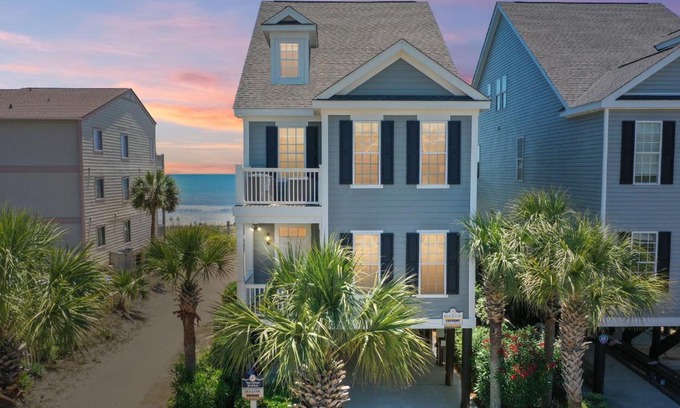 Surfside Beach House | Vacation Station