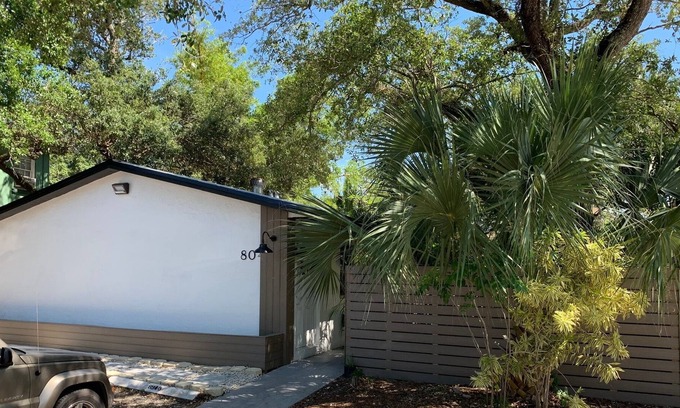 Parkside Apartment | VACATION STUDIO FORT LAUDERDALE / HOLLYWOOD FL