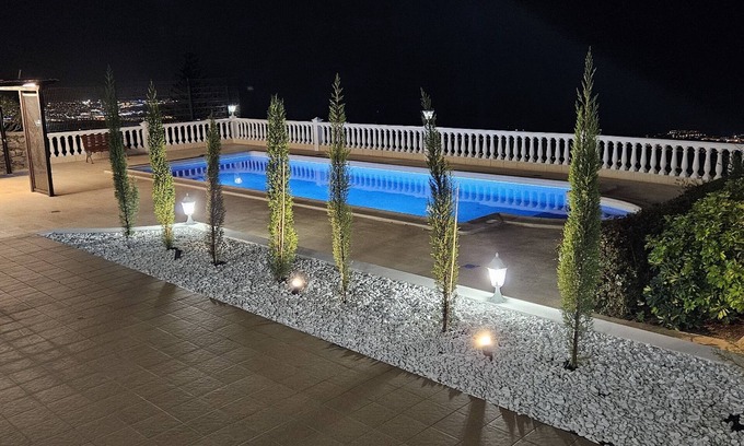 Armenime Villa | Vacation Villa 'Cool 4-bedroom with Sea Views' with Sea View, Wi-Fi and Air Conditioning