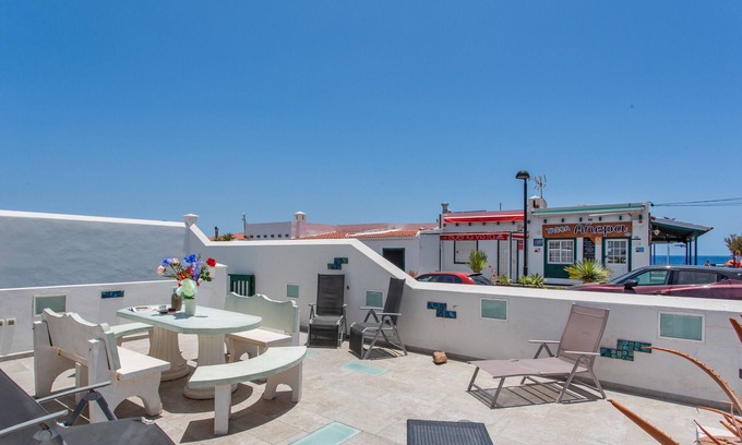 Abades House | Vacation 'Virgen Del Carmen' with Sea View, Wi-Fi and Air Conditioning
